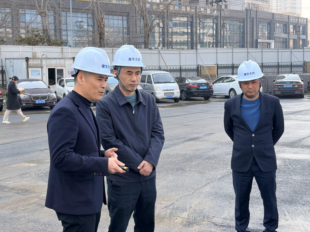 合肥市住建局张晓冬副局长 调研355潮水创意社区