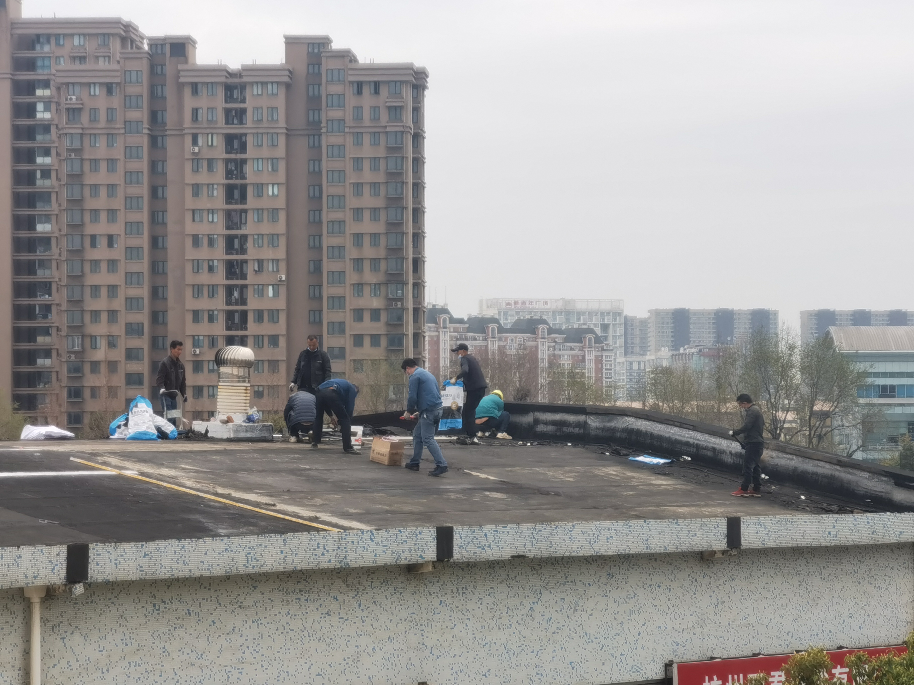 3499拉斯维加斯市场屋顶防水维建进行中