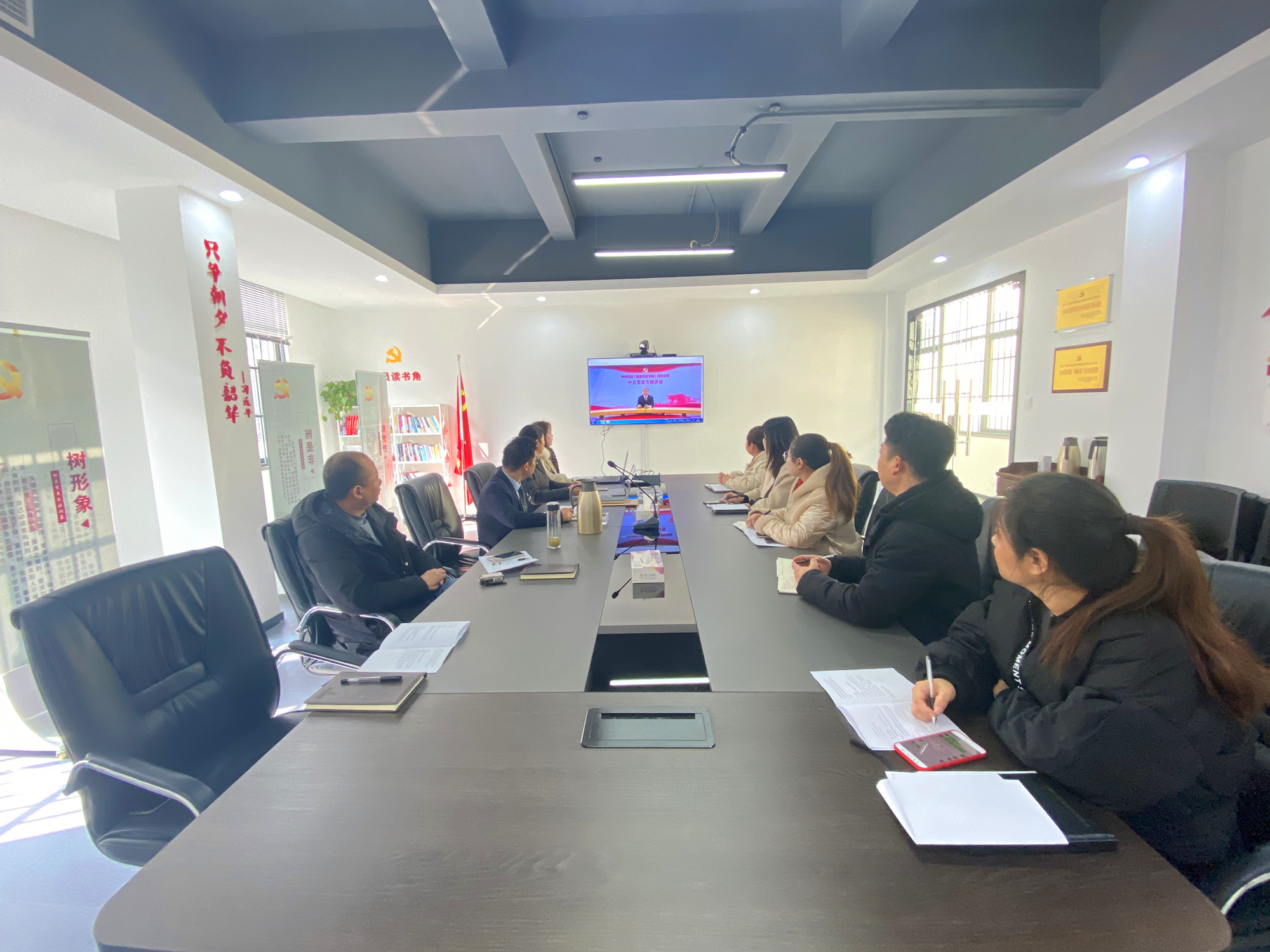 学党史 悟思想——庐阳3499拉斯维加斯文创园党支部组织发展党史进建教育活动