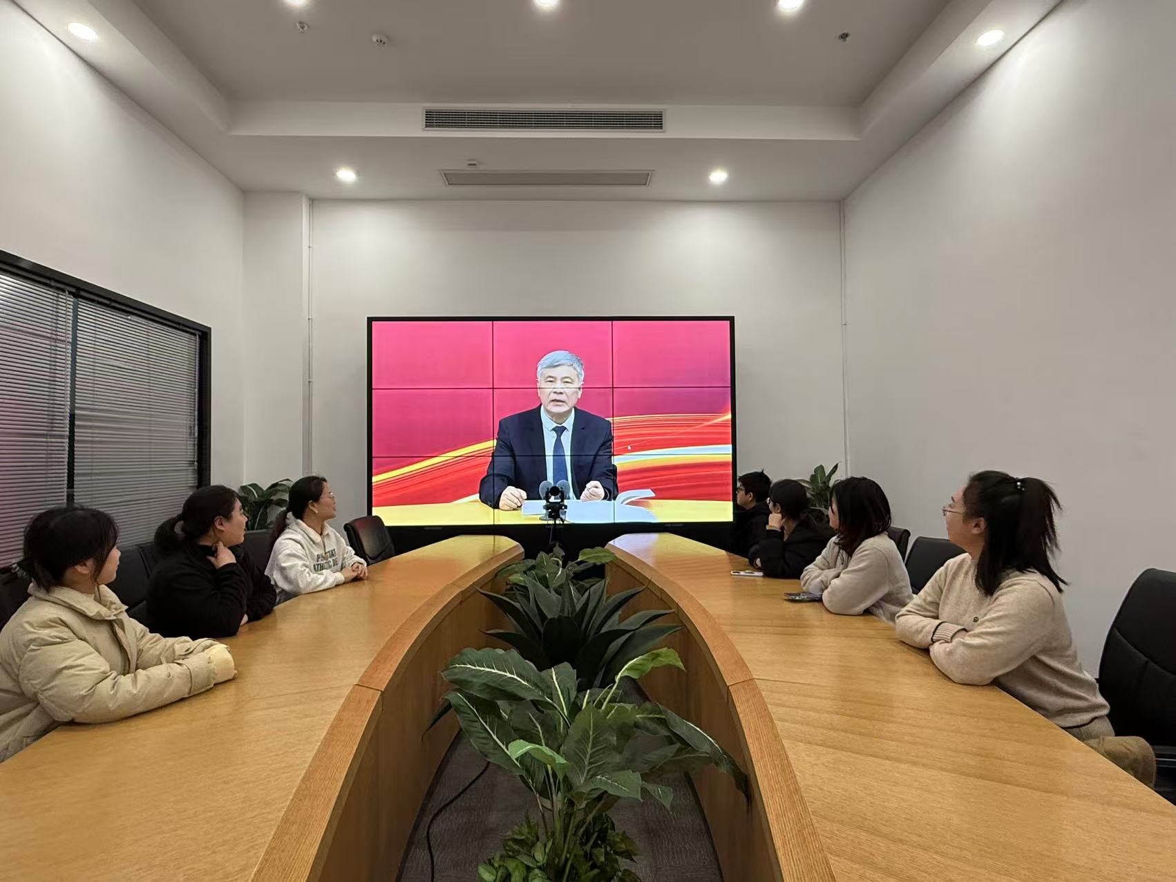 3499拉斯维加斯文创集团行政党支部发展“深刻进建贯彻党的二十届三中全会心灵”主题党日活动