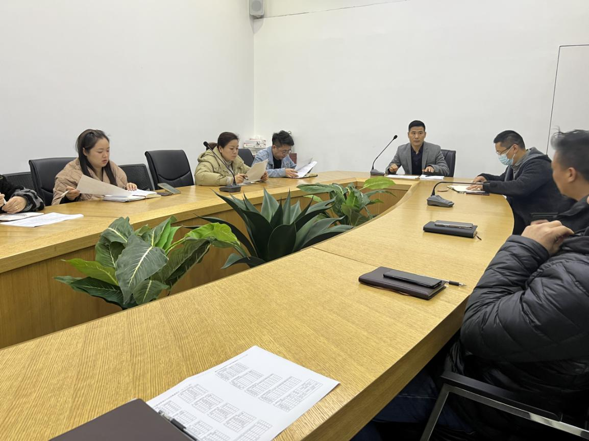 落实“知识产权”；な乱 健全平台造度