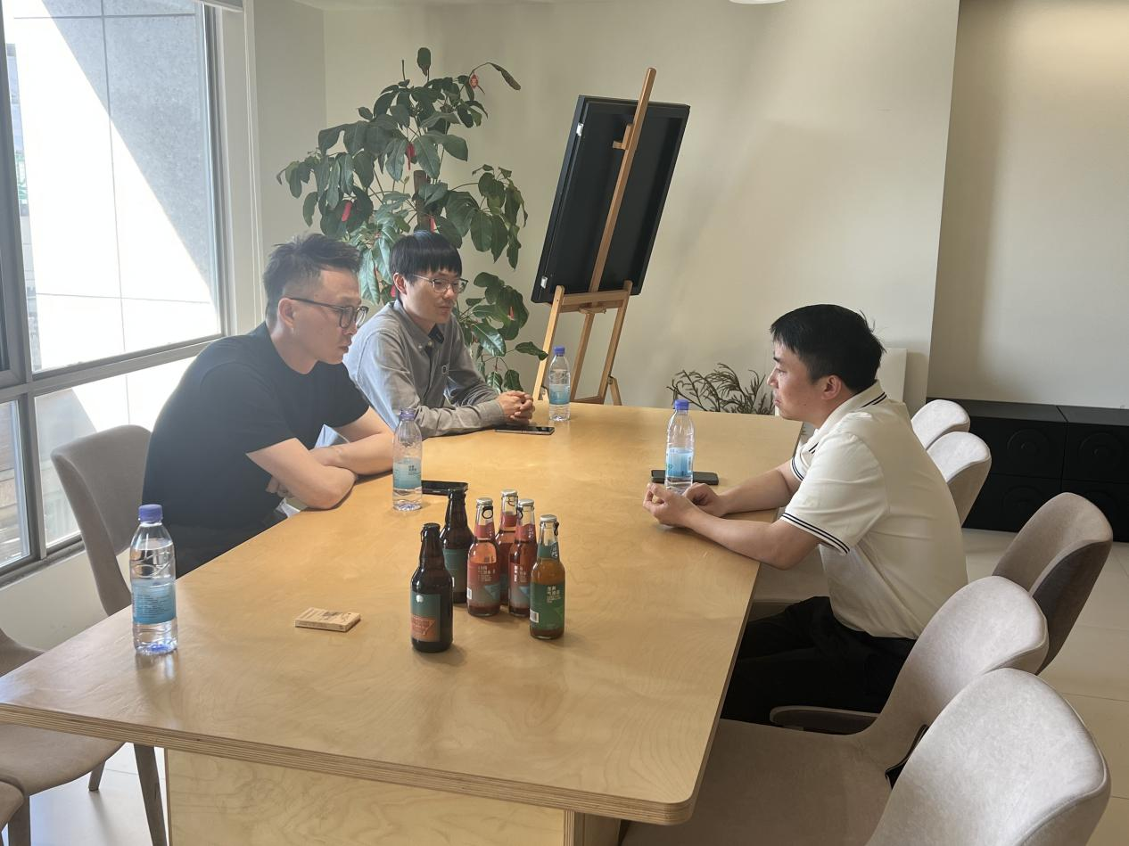 钱江商城治理团队走访武林夜市 共探经济发展新蹊径