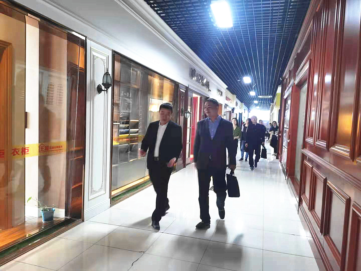 3499拉斯维加斯市场参与全市职工行列情况调研领导座谈会