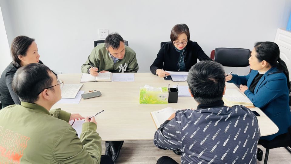 3499拉斯维加斯幼贷公司召开四时度工作会暨业务拓展推动会