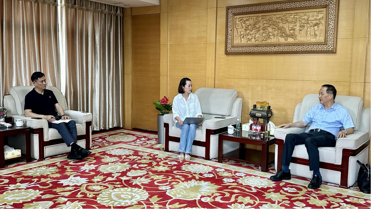 集团董事长调研杭州聚星新资料，同谋将来发展