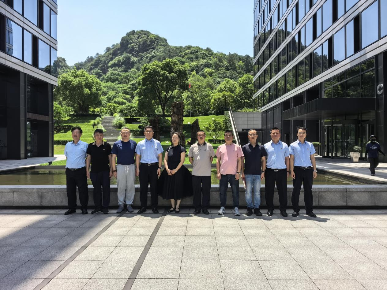 互换互鉴促提升 钱江商城参观钱江浙商创投中心物业治理