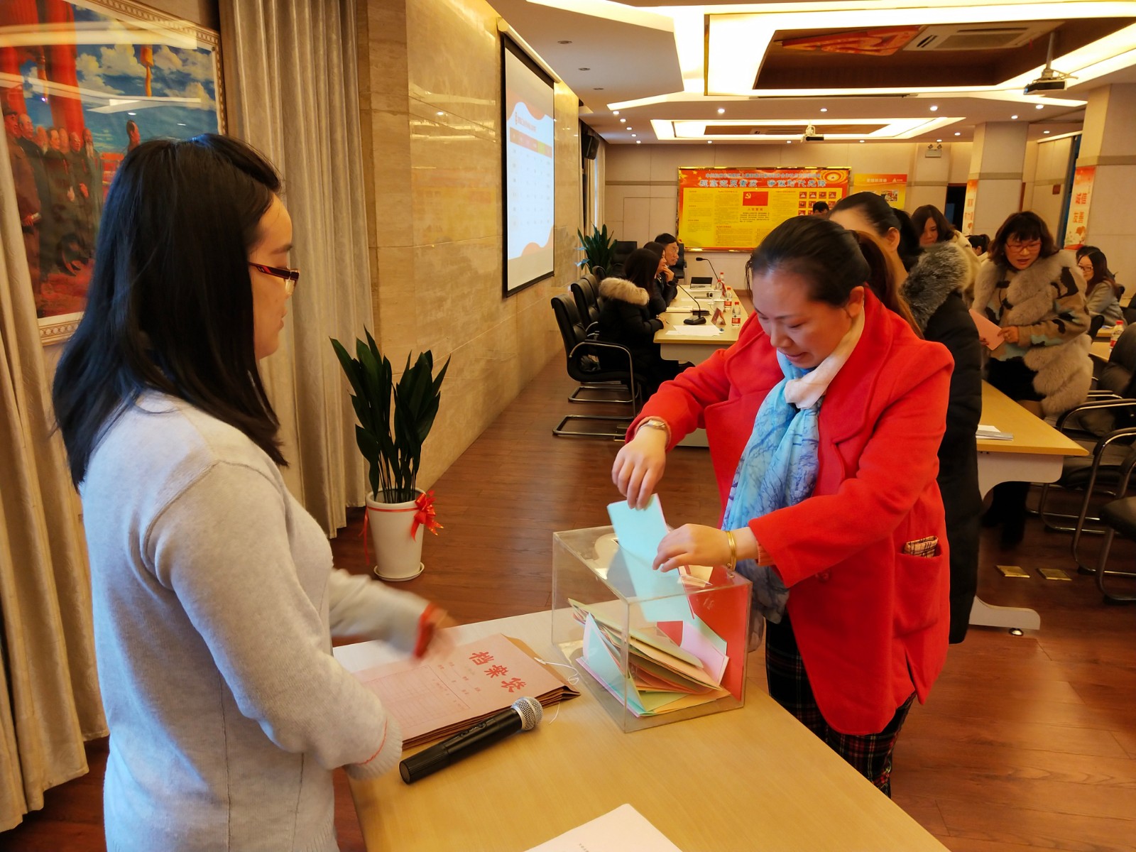 3499拉斯维加斯市场选举产生第四届工会委员会 (2).jpg